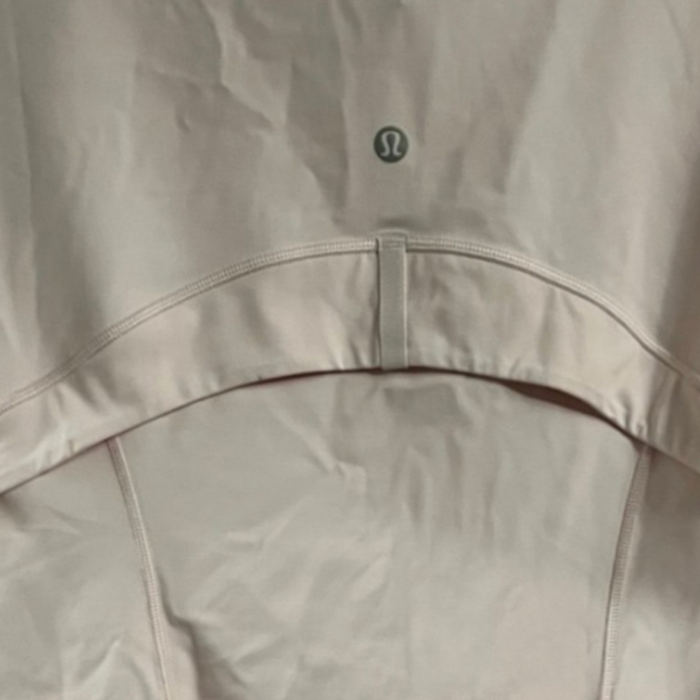 Lululemon Strawberry Milkshake Define Jacket Size 6. In good condition. See pics - Picture 4 of 8